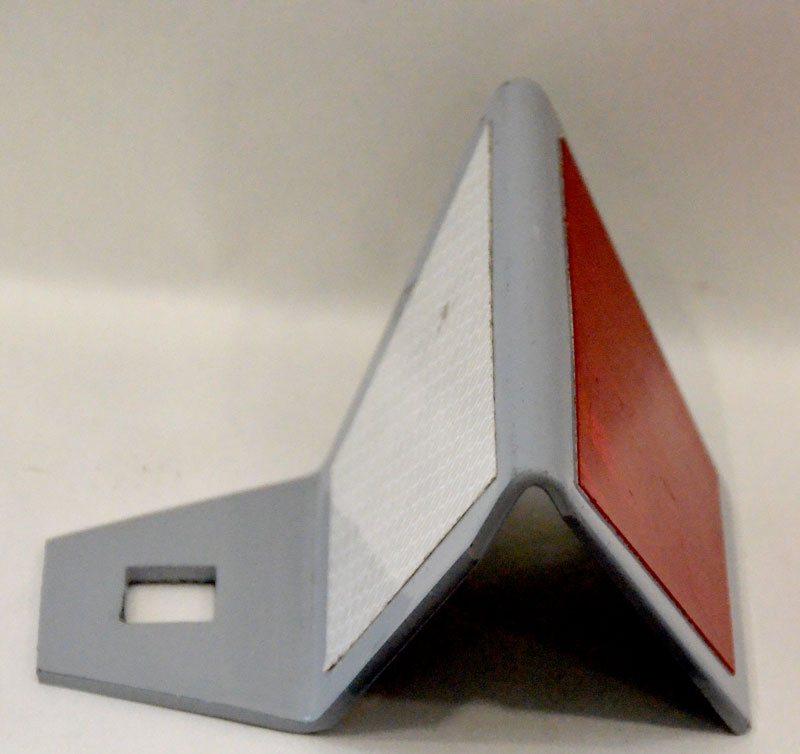 Дорожный катафот